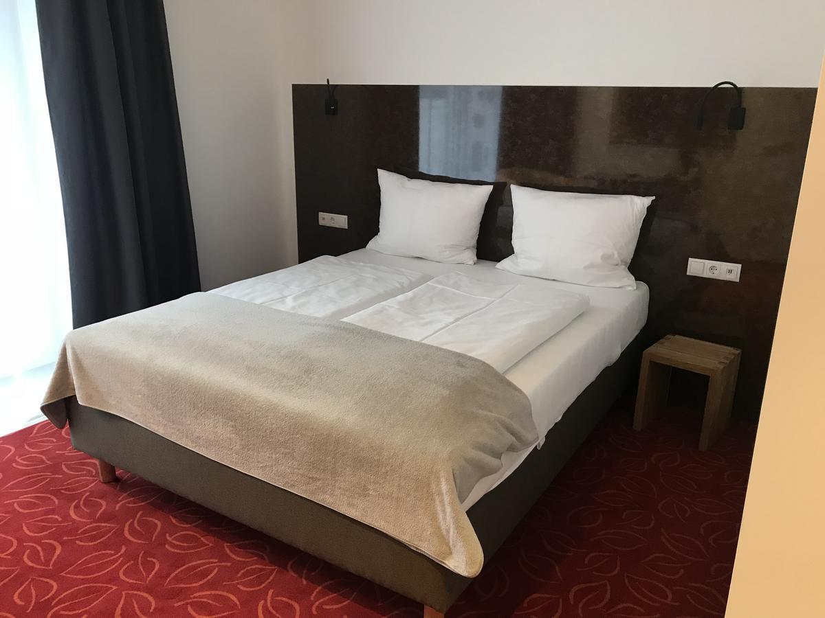Bed & Rooms, Woergl Eksteriør bilde